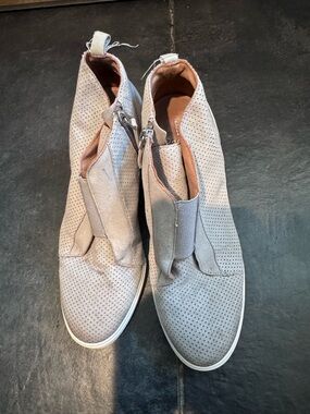 Paolo Perforated Slip-On Sneakers in Light Taupe